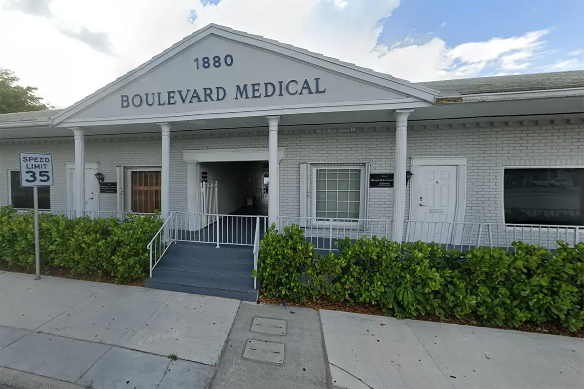 Kidney Wellness Hypertension Center 1880 Commercial